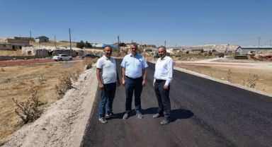Büyükşehir, Pınarbaşı kırsalındaki 26 kilometrelik yolu 110 milyon TL yatırımla konforlu ve güvenli hale getirdi