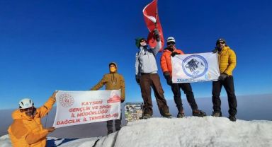 Erciyes ve Ağrı Dağı Zirve Tırmanışı 150 Sporcu ile Tamamlandı