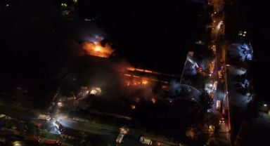 Fabrika yangınında 9 saat geride kaldı