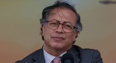 Gustavo Petro’dan ABD’nin Vize İptaline Sert Tepki: “Soykırım Karşısında Sessiz Kalmayacağız”