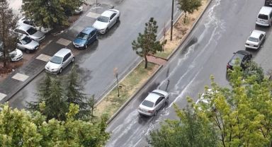 Kayseri'de sağanak yağış etkili oldu