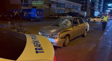 Otomobilin çarptığı yaşlı adam hayatını kaybetti