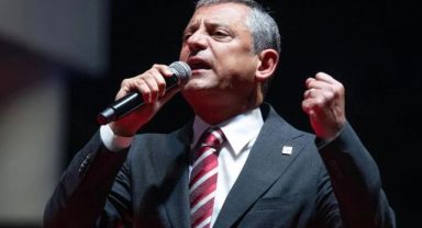 Özgür Özel’in Sokak Çağrısı Tartışma Yarattı: Yeni Akit’ten Sert Tepki