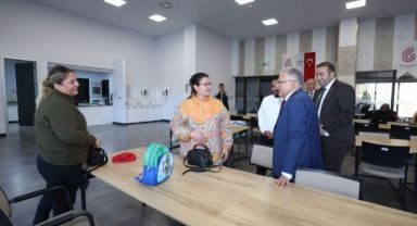 Başkan Büyükkılıç; Engelsiz Yaşam Merkezi'ni ziyaret etti