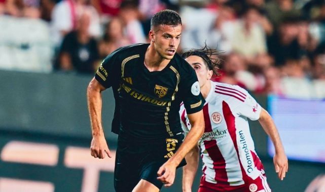 Benes’e 2 maç ceza