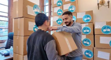 Çocuklar üşümesin kampanyasında 500 çocuk giydirildi