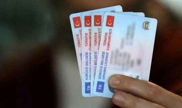 Eski Tip Ehliyetleri Yenileme Süresinde SON GÜN: Yenileme Ücretleri Yarın Katlanıyor