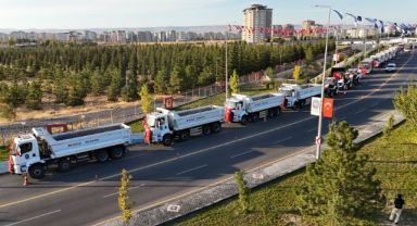 Melikgazi’nin ulaşıma kazandırdığı Albayrak Caddesi açıldı, 242 milyonluk yeni araçlar tanıtıldı