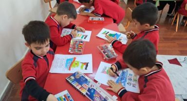 Minik öğrenciler Filistin'i resmetti, duygularını yansıttı