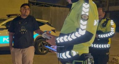 Plakasız trafiğe çıkan sürücü ‘dur' ihtarına uymadı: 17 bin 879 TL para cezası yazıldı