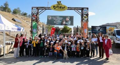 Talas'ta Dünya Hayvanları Koruma Günü renkli etkinliklerle kutlandı