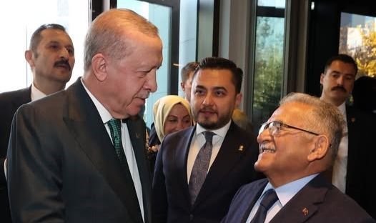 Başkan Büyükkılıç, Ankara’da Şehircilik Zirvesi’ne katıldı, Cumhurbaşkanı Erdoğan ile görüştü