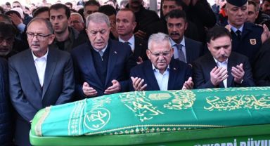 Başkan Büyükkılıçın ağabeyi Ramazan Büyükkılıç toprağa verildi