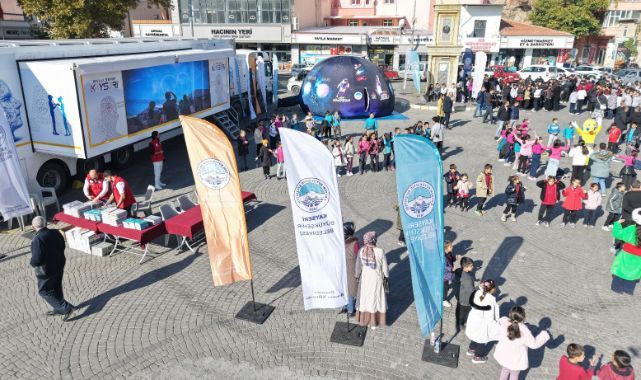 Büyükşehir'in Bilim ve Teknoloji Hizmeti Mobil Dijital Gençlik Merkezinin ilk durağı İncesu oldu