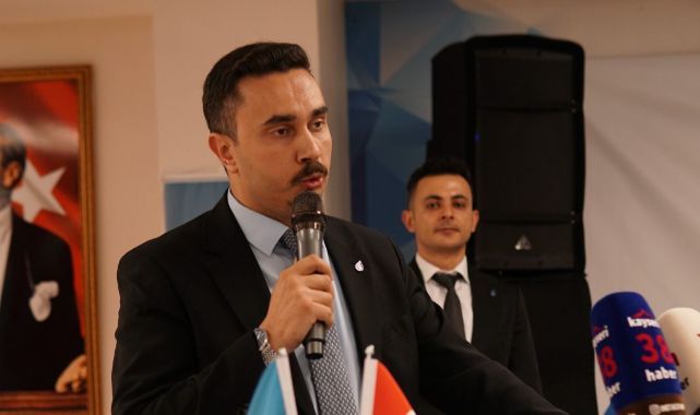 DEVA Partisi Yahyalı Kongresi Yapıldı: Kayseri’nin İlk Seçilmiş Kadın İlçe Başkanı Dilek Şahin Oldu