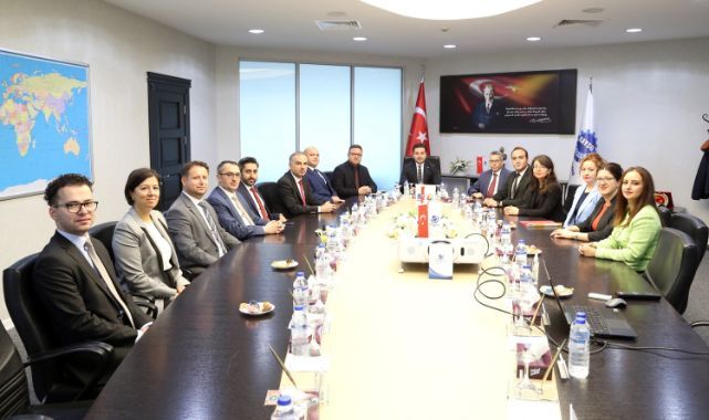 Görevden dönen ticaret müşavirleri sanayicilerle tecrübelerini paylaştı