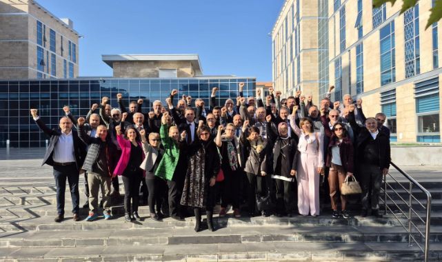 İYİ Parti Kayseri'de Yeni Dönem Başladı: İl Yönetimi Mazbatayı Aldı