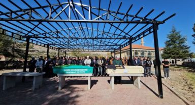 Kayseri'de Feci Kaza: Hayatını Kaybeden Lise Öğrencisi Son Yolculuğuna Uğurlandı