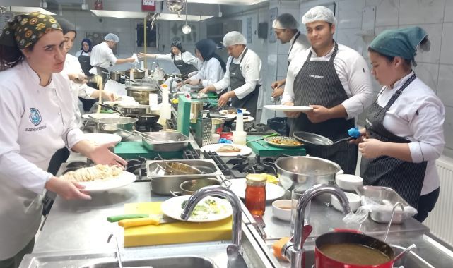 KAYÜ Develi'de lezzet köprüsü: Aşçılık öğrencileri dünya mutfaklarını yöresel Gacer ile buluşturdu