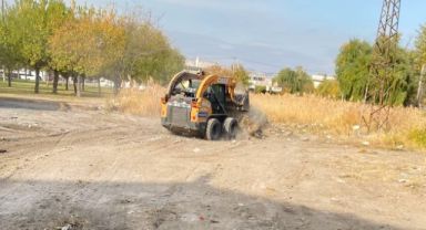 Melikgazi'nin temizlik ordusu mahalleleri pırıl pırıl yapıyor