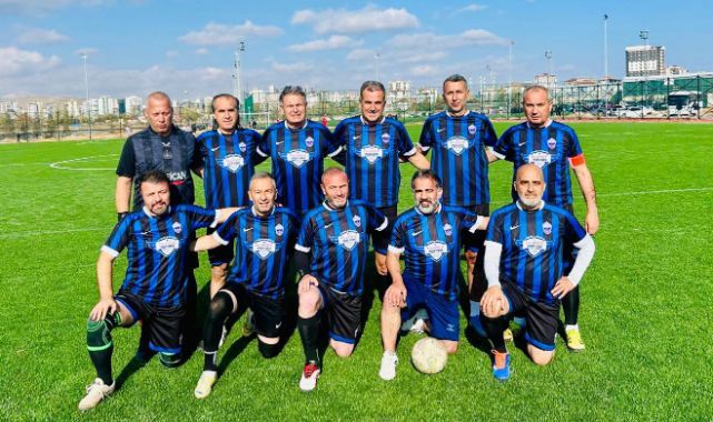 Şinasi Attı, Kayseri Masterler Coştu…