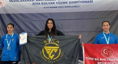 Sudenas Çakmak, 3 kez Türkiye rekoru kırdı