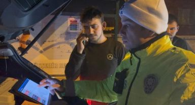 TAMİRCİDEN HABERSİZ TEST SÜRÜŞÜ! Kayseri'de Ehliyetsiz Yakalandı, Araç Sahibi İsyan Etti: İkisine de 18 BİN TL Ceza!