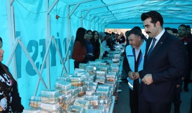 Tomarza'da Gazze için hayır panayırı yapıldı