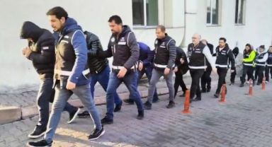 88 Milyon TL'lik Kamu Zararı İddiası: İlaç Vurgunu Çetesinden 12 Şüpheli Adliyede