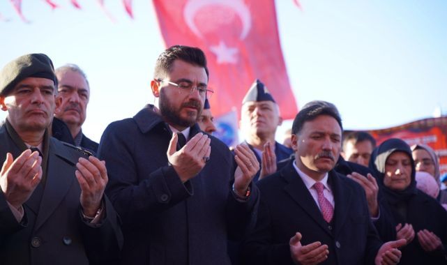 Başkan Okandan 17 Aralık Şehitlerini dualarla andı
