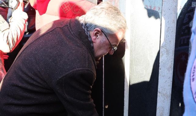 Başkan Özdoğan, 17 Aralık Şehitlerini dualarla yad etti