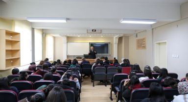 Başkan Yalçın gençlerle buluştu