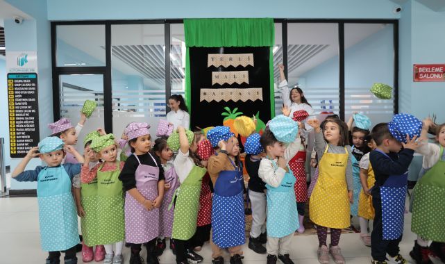 Büyükşehir'in miniklere özel merkezinde Minik Şefler Mutfakta etkinliği