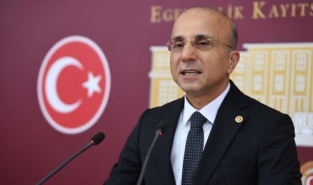 CHP’li Aşkın Genç: “Her 3 gençten 1’i üretimde yok, tarımda 10 kişiden 8’i sigortasız”
