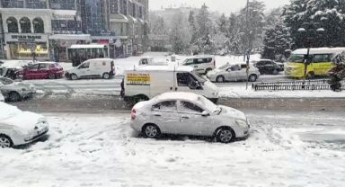 Develi’de kar yağışı etkili oldu