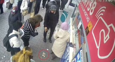 Döviz düşüren vatandaş, parasına kavuştu