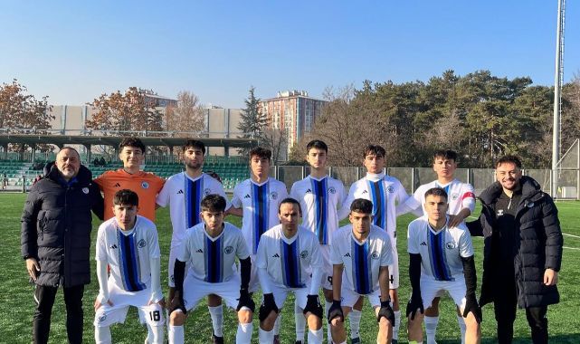 Erciyes 38 FK , U18 takımı 14’de 14 yaptı