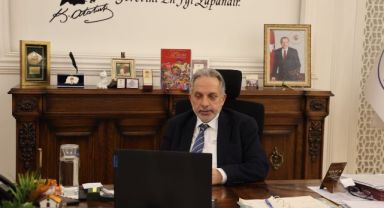 ‘Hizmet Madalyası’ sahibi Başkan Yalçın, ‘Bir Olalım Birlik Olalım’ toplantısında Talas’taki çalışmaları anlattı