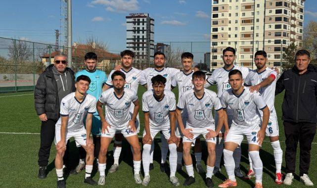 Kayseri Atletikspor zirve yarışında hata yapmadı