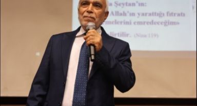 Kayseri'de Ashab-ı Suffa Gençlik Merkezi ''Fıtratın Korunması ve Aile Gecesi'' Konferansı İle Gönüllere Dokundu