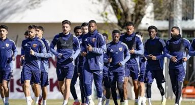 Kayserispor'da Alanya Maçı Öncesi Kart Alarmı: Djalovic'ten 3 Oyuncuya Özel Uyarı!