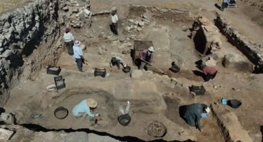 Kültepe'de mozaik heyecanı