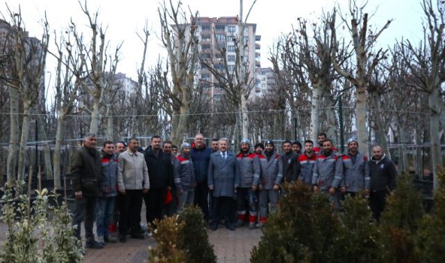 Melikgazi Belediyesi, yeni ağaçlarla nefes olmaya devam ediyor