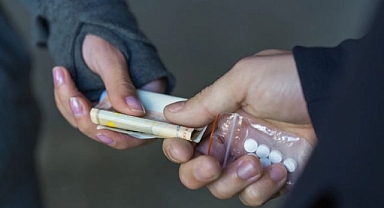 Midelerinde Uyuşturucuyla Yakalanan 3 İranlı Hakim Karşısında: Toplam 212 Gram Narkotik Madde