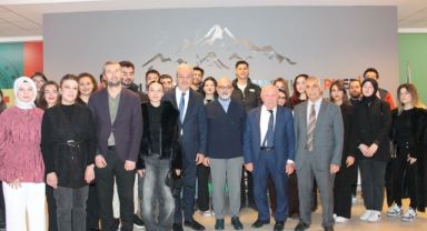 Milletvekili Cıngı Gençlerle Buluştu: