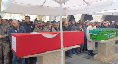 Trafik kazasında hayatını kaybeden genç üsteğmen toprağa verildi