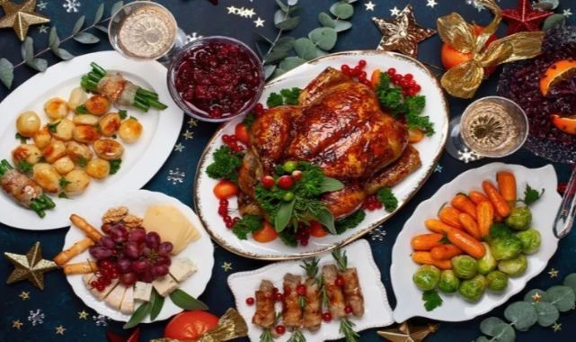 Yılbaşı Sofrasında Yangın: Beş Kişilik Bir Ailenin Evdeki Maliyeti 5 Bin TL’den Başlıyor!