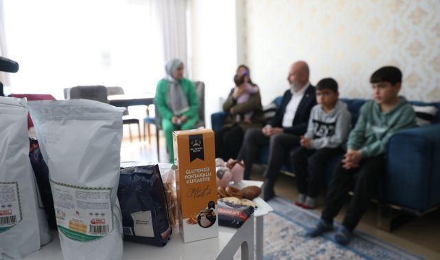 Başkan Çolakbayrakdar: Türkiye'de ilklere imza atan çalışmalarla model oluyoruz