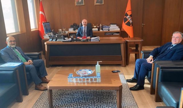 Başkan Özdoğan Hacılar için Ankara'daki temaslarını sürdürüyor