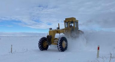 Büyükşehir, gece yarısından sabaha kadar 72 mahalle yolunu daha ulaşıma açtı